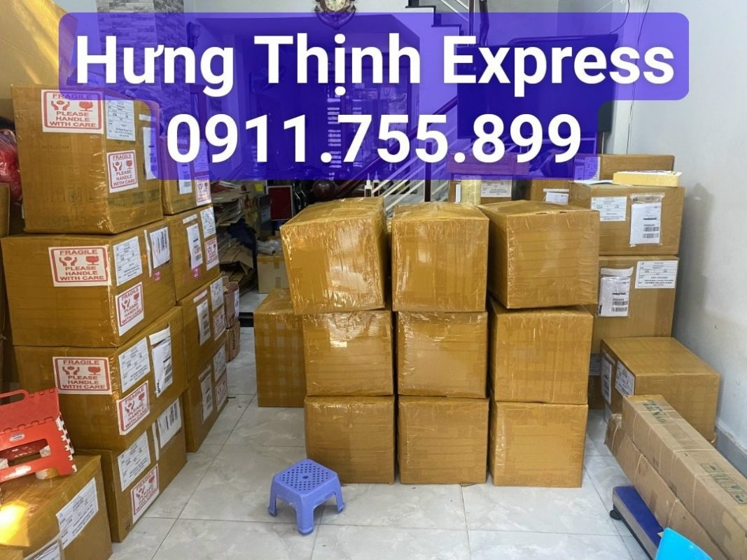 Hàng gửi đi Mỹ tại Hưng Thịnh Express được đóng gói cẩn thận