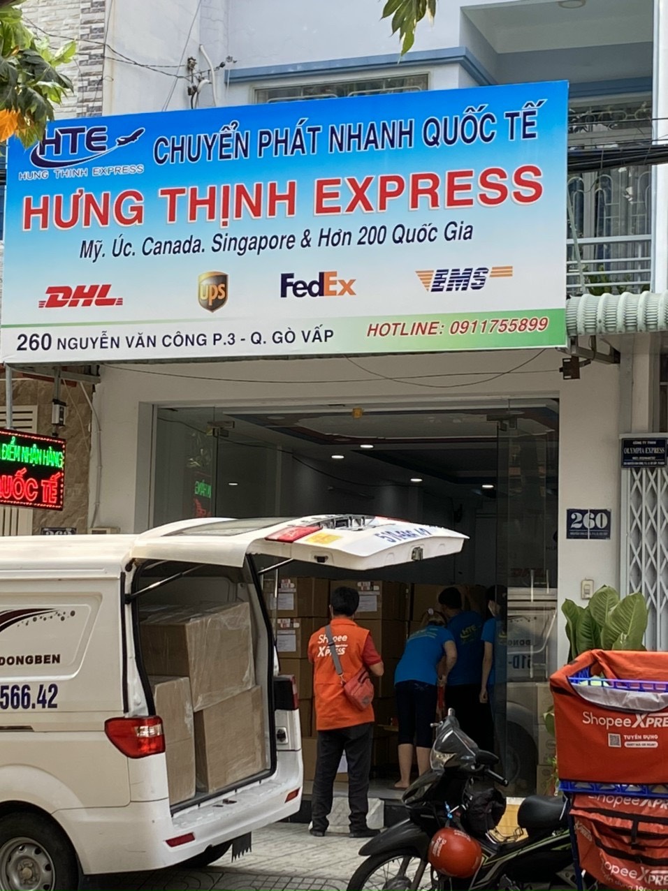 Công ty vận chuyển hàng hóa quốc tế Hưng Thịnh Express